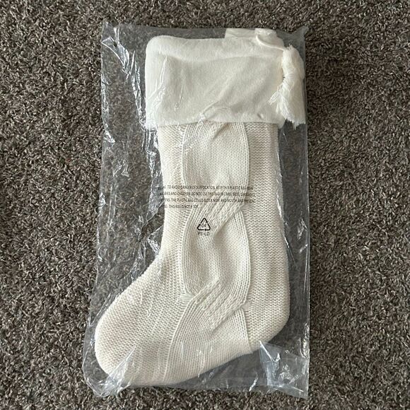 Winter White Knit Christmas Stocking 21” Monogram Initial E | w Plush Cuff NEW - Picture 4 of 5